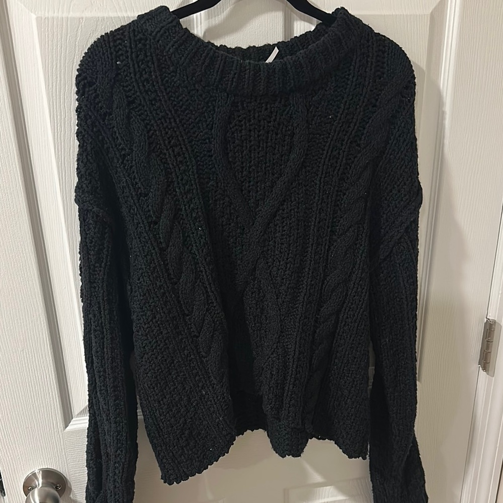 Cozy Black Cable Knit Sweater